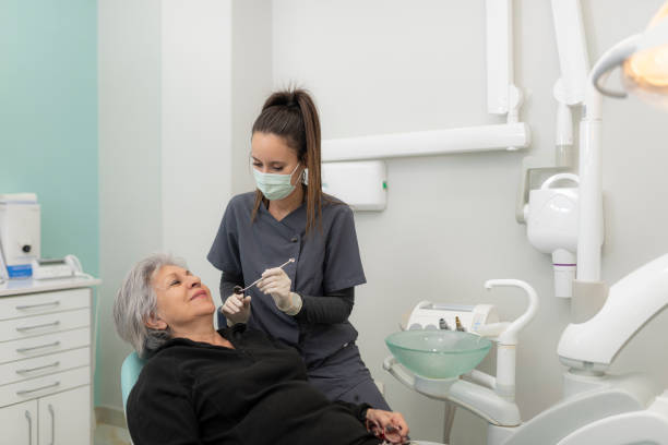 Best Weekend Emergency Dentist in Coleytown, CT